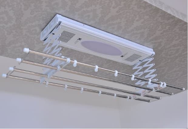 Giàn phơi gắn trần điều khiển từ xa