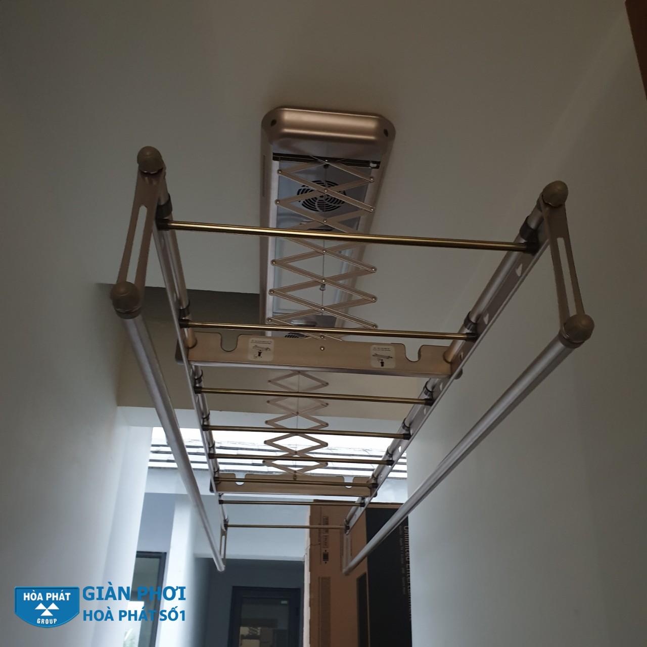 Giàn phơi điều khiển điện từ xa